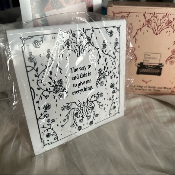 King of Battle and Blood ebook stand - Picture 2 of 3